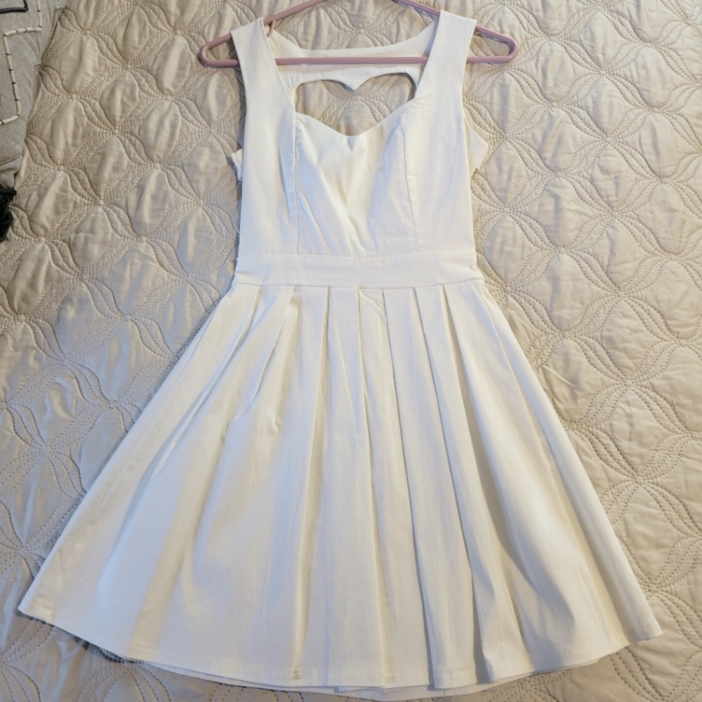 Xenia Boutique heart cutout dress